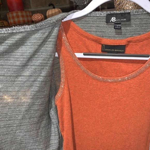 AB Studio shimmery Cardigan and Buffalo orange tank top with bling outline M/L - Picture 8 of 11